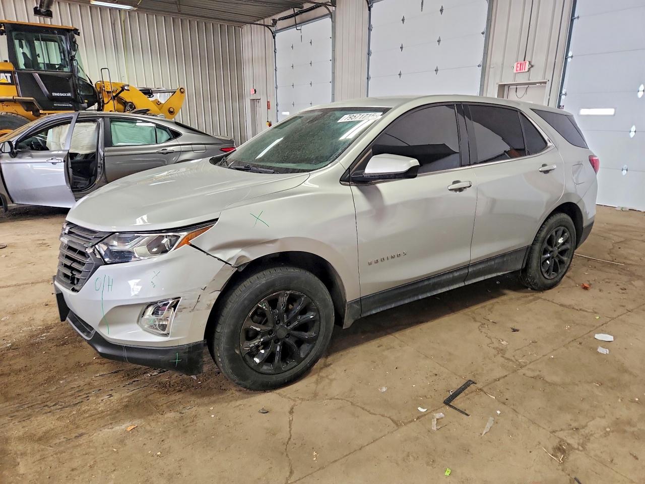 Salvage Chevrolet Equinox Image