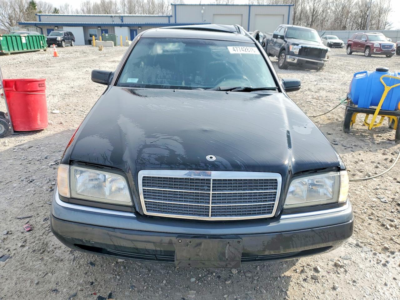 Mercedes-Benz C-Class 280