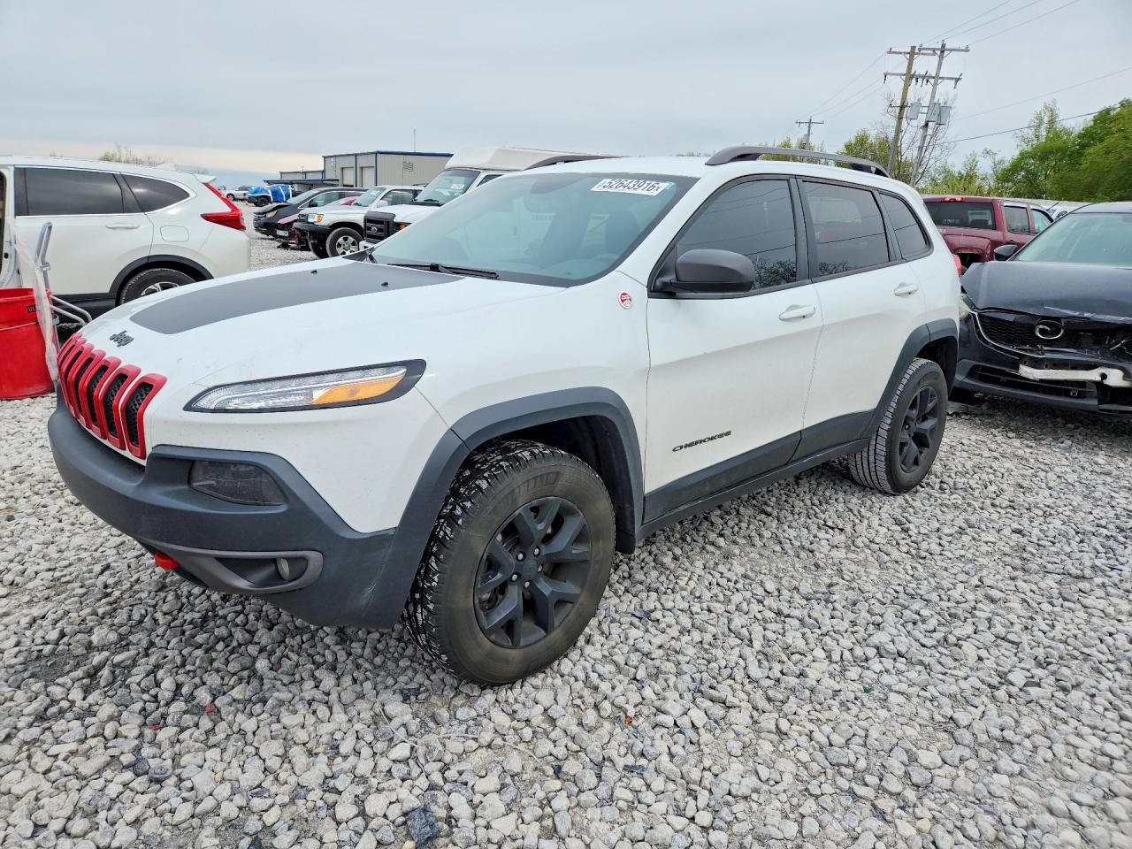 Salvage Jeep Cherokee Image