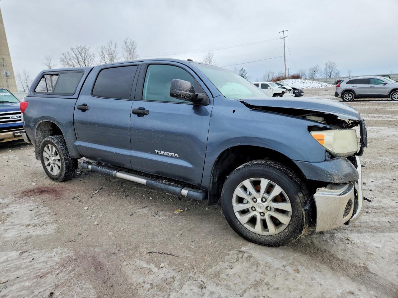 Toyota Tundra Crewmax Sr5