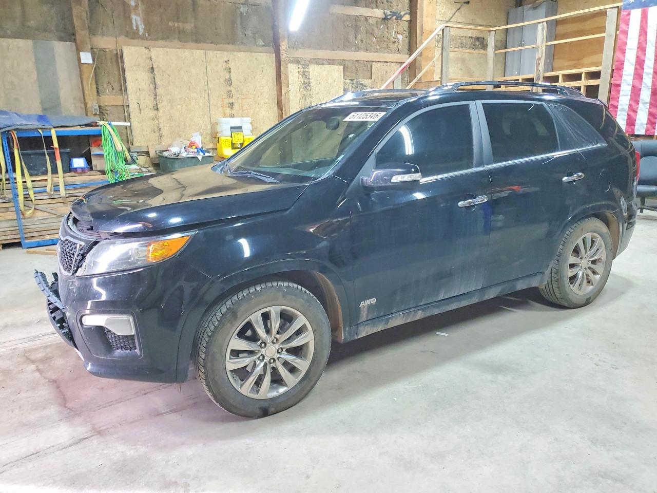 Salvage Kia Sorento Image