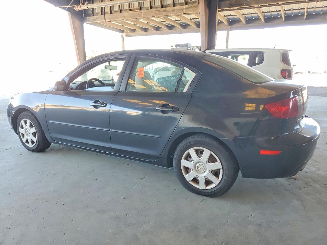 Mazda 3 I