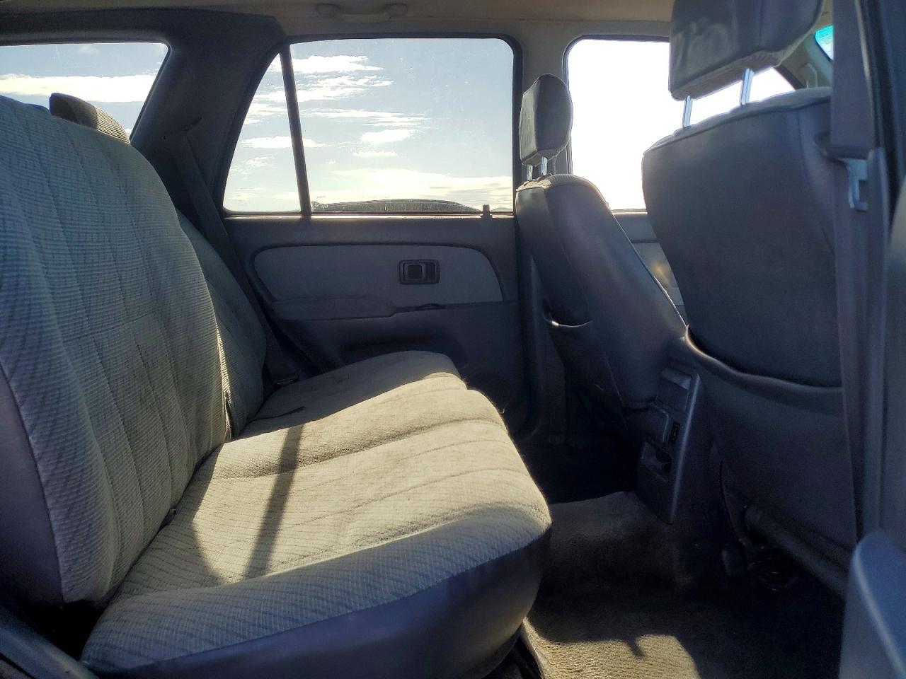 Toyota 4Runner Sr5