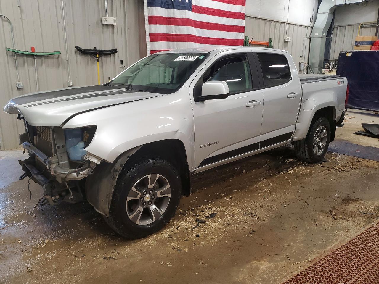 Salvage Chevrolet Colorado Image