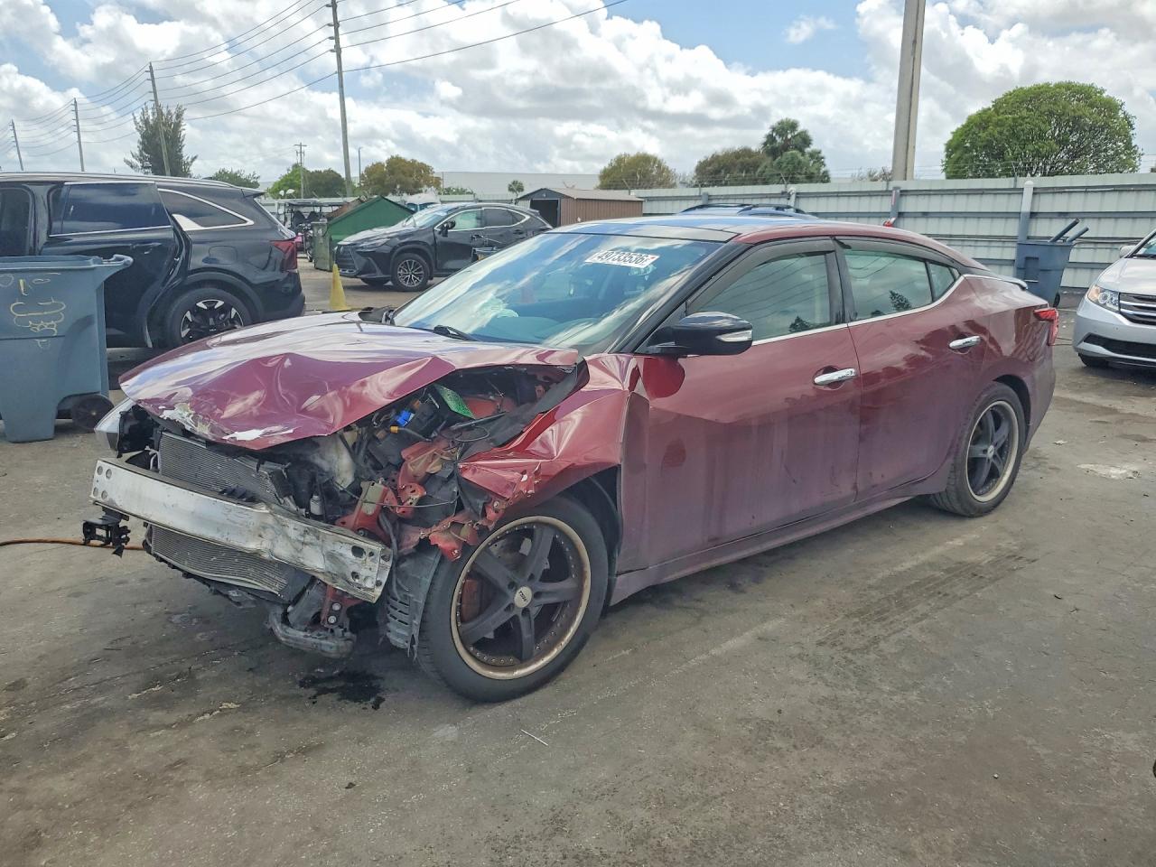 Salvage Nissan Maxima Image