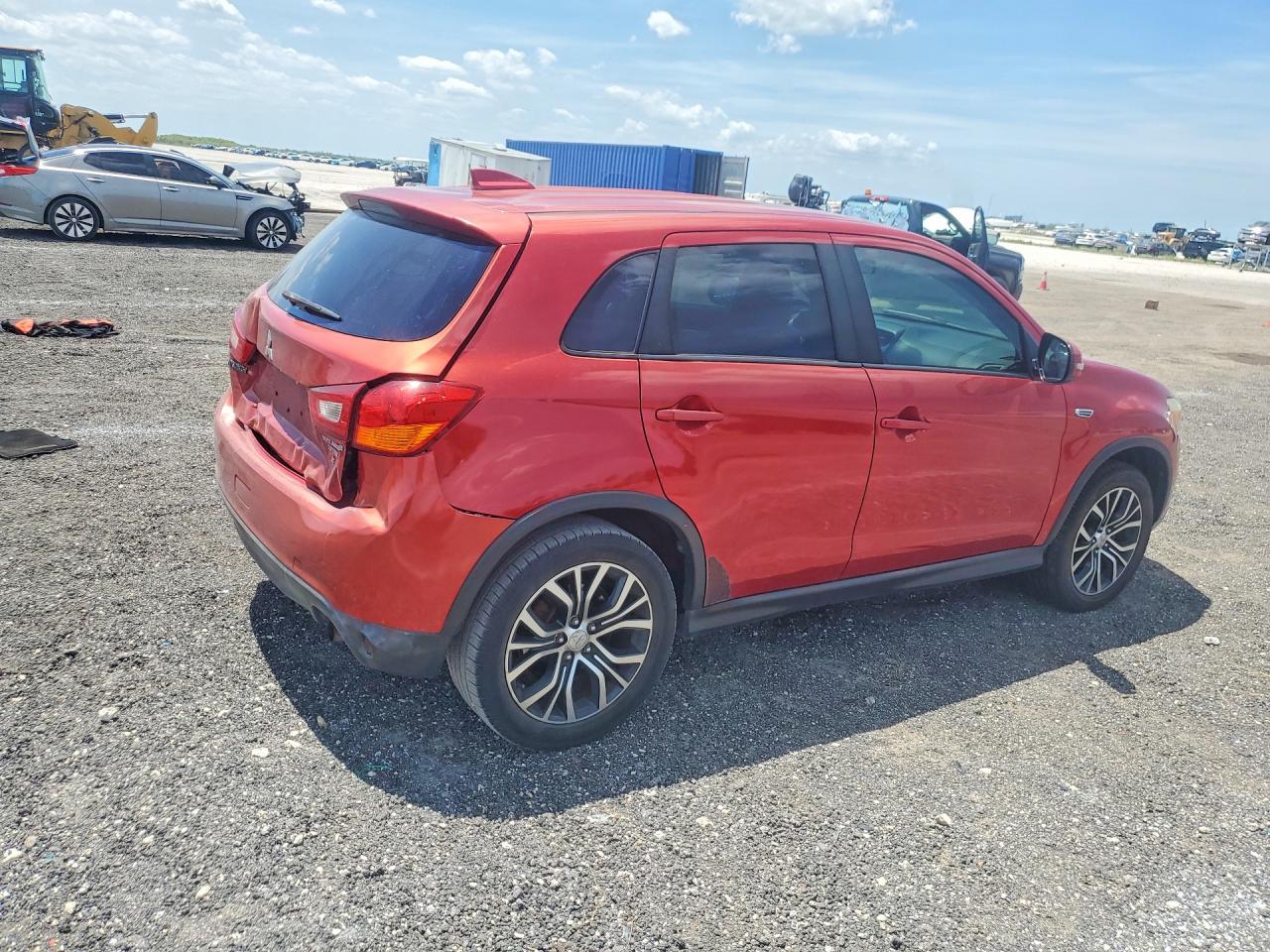 Mitsubishi Outlander Es