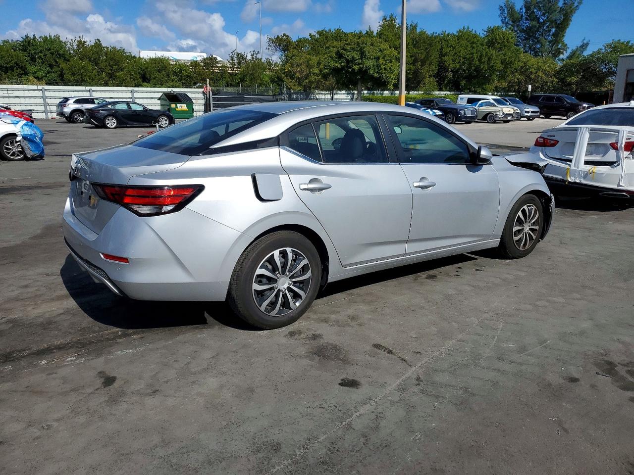 Nissan Sentra S