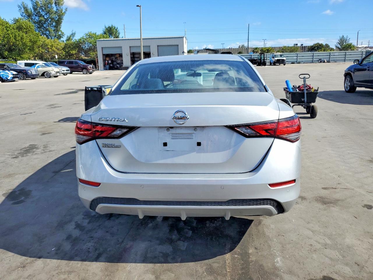 Nissan Sentra S