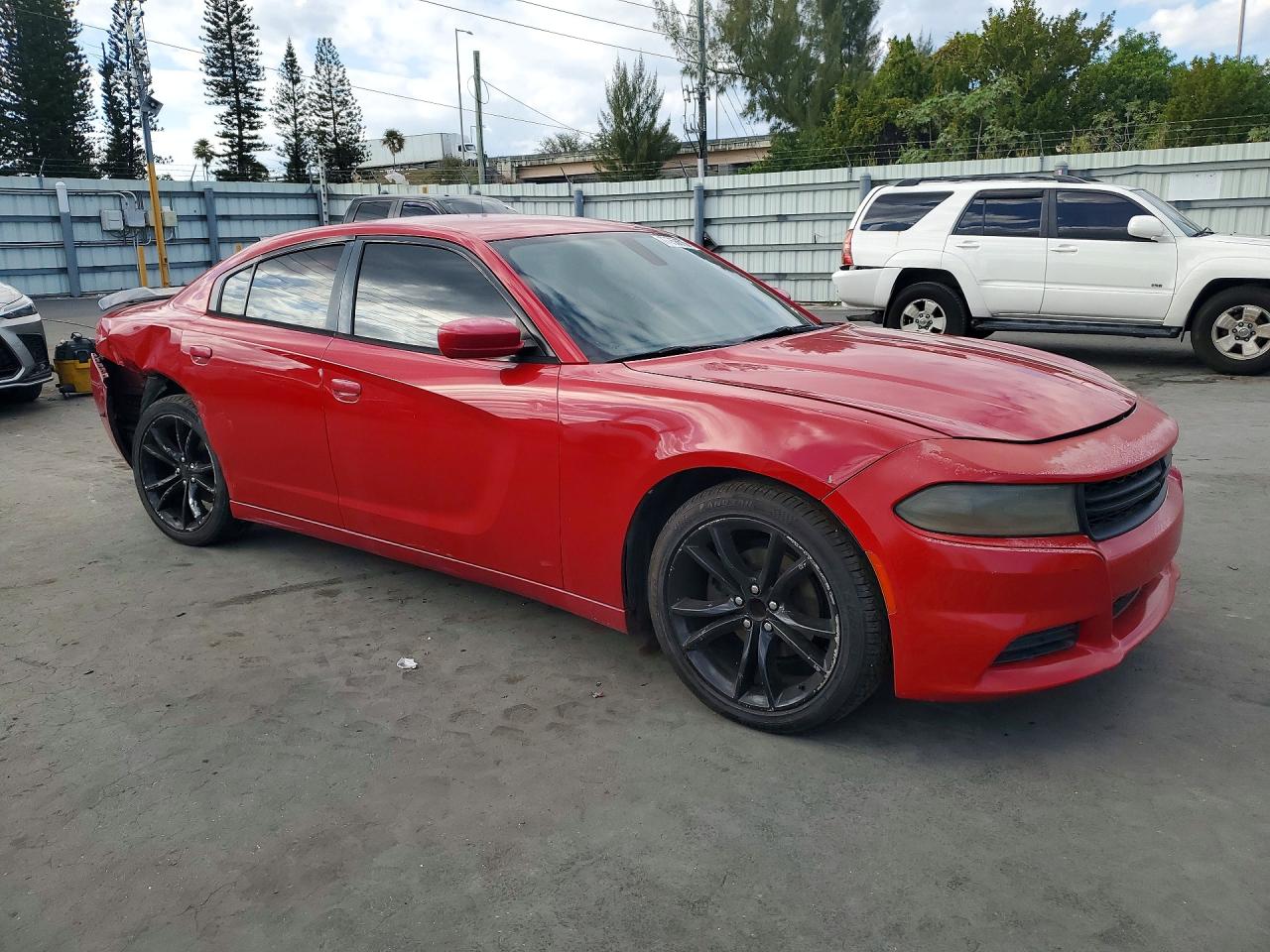 Dodge Charger Se