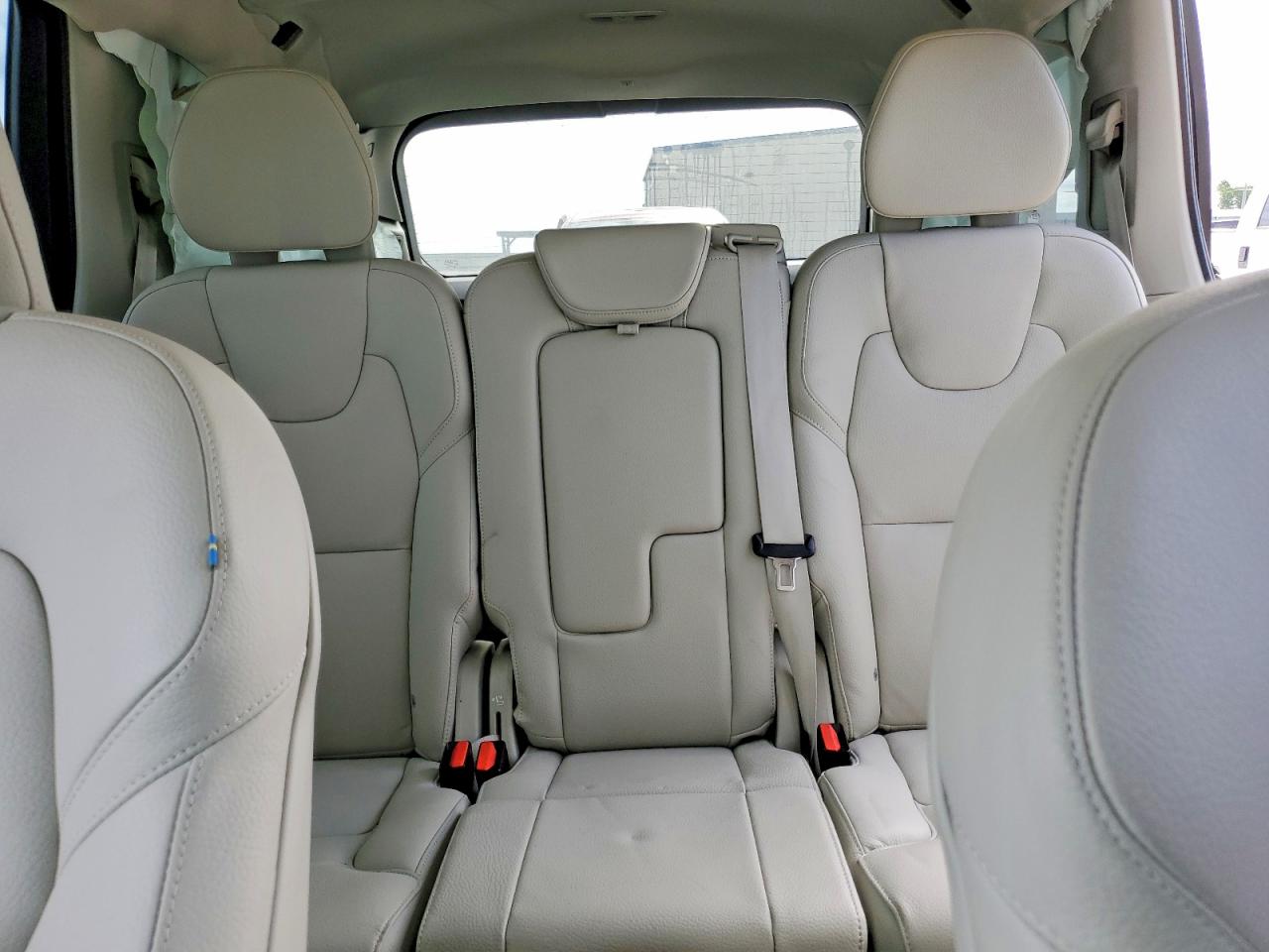 Volvo XC90 Plus