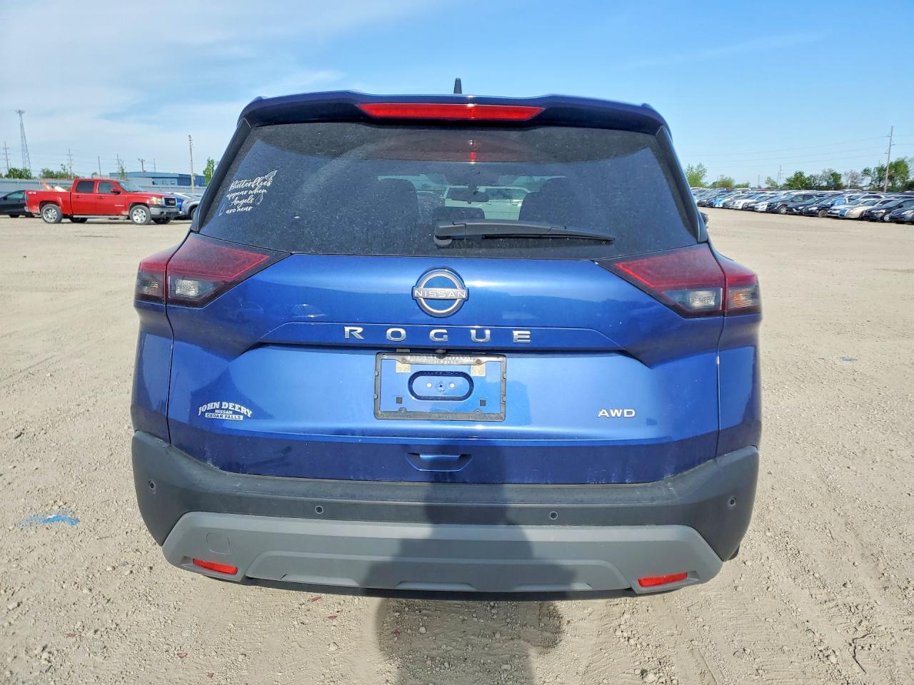 Nissan Rogue S