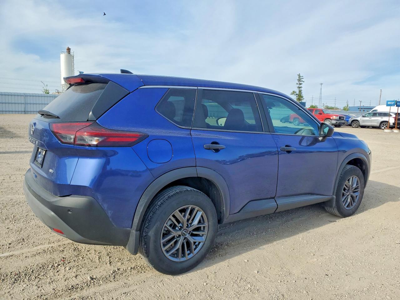 Nissan Rogue S