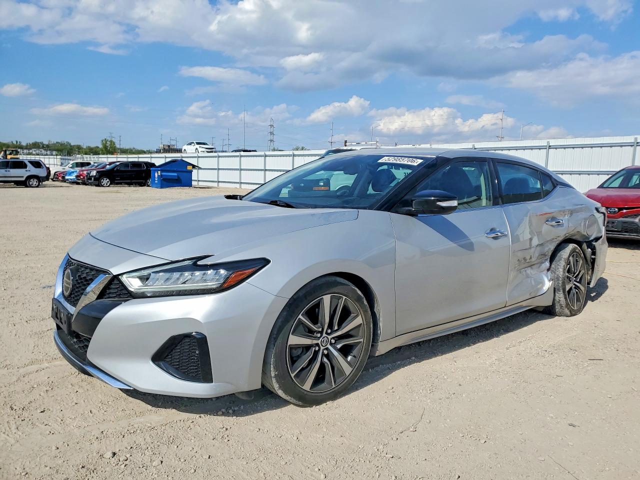 Salvage Nissan Maxima Image