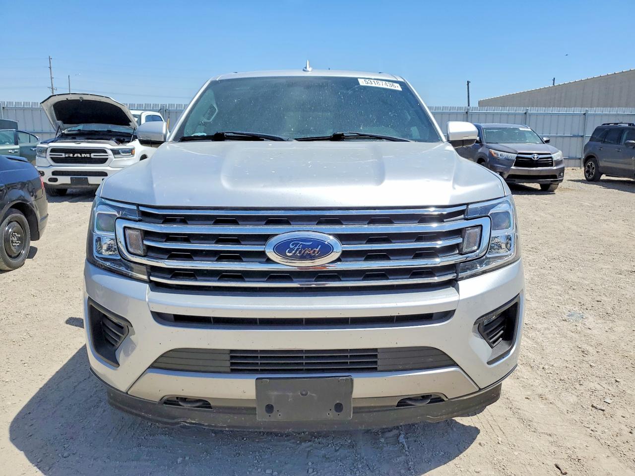 Ford Expedition Max Xlt