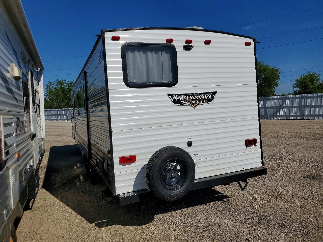 Wildcat 28 Trailer