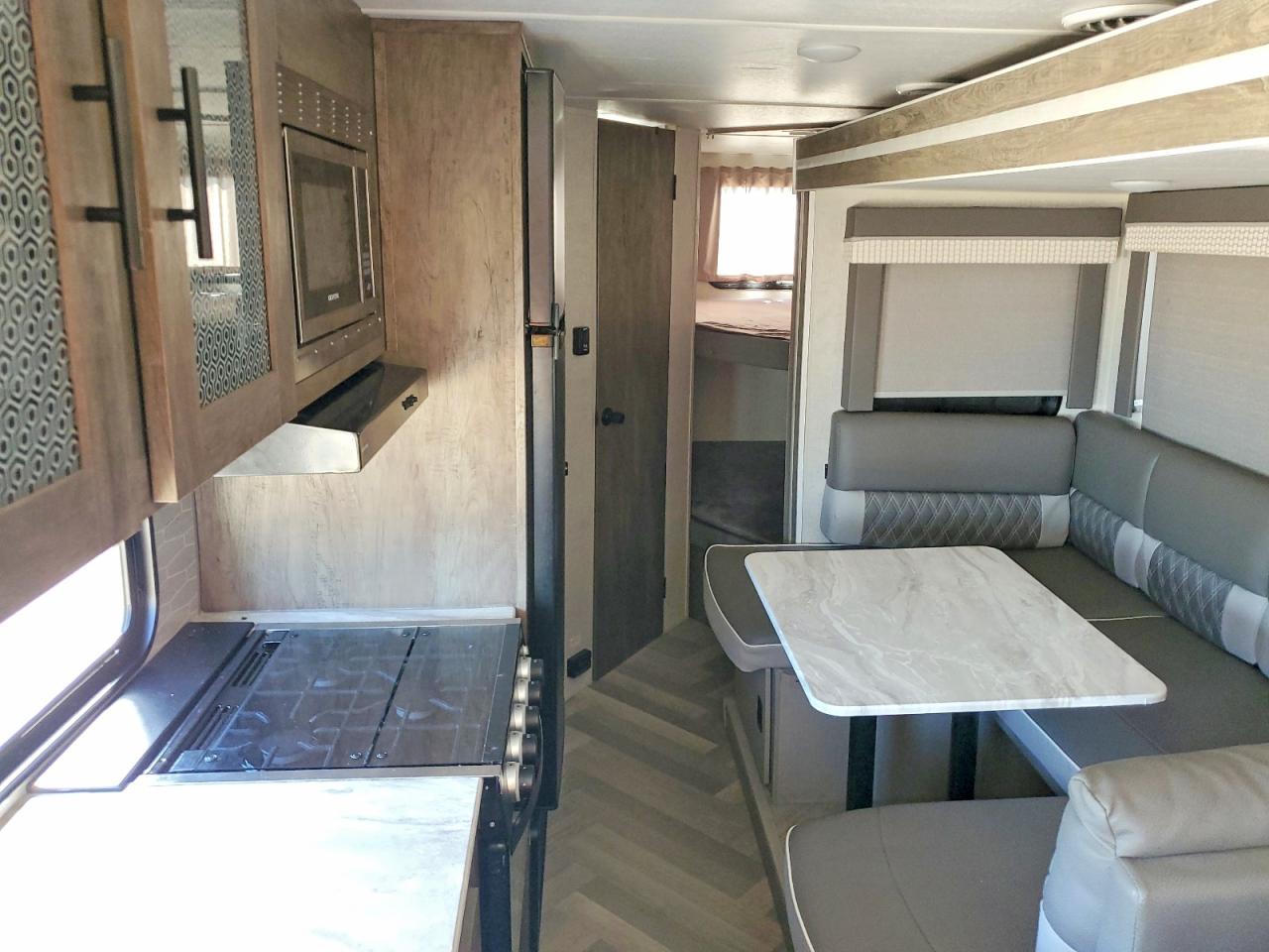 Wildcat 28 Trailer