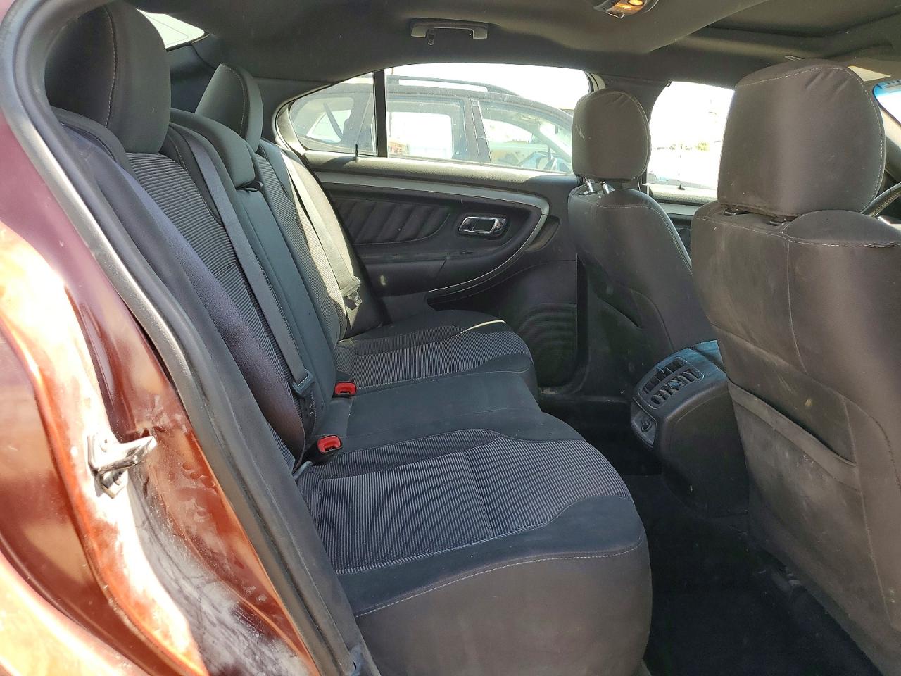 Ford Taurus Sel