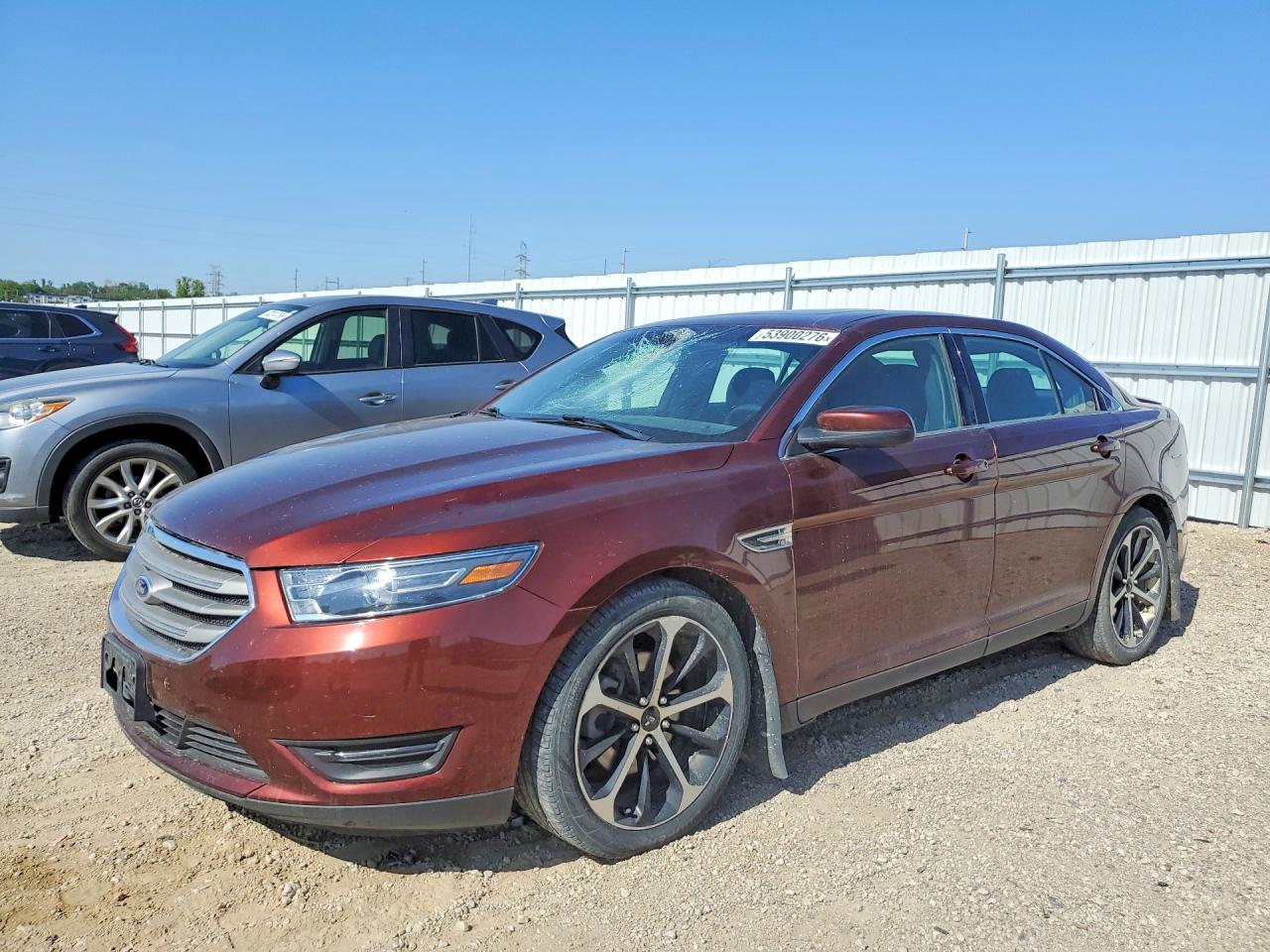 Salvage Ford Taurus Image