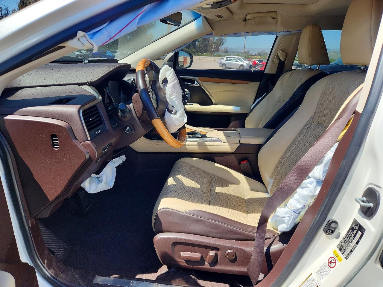 Lexus RX Base
