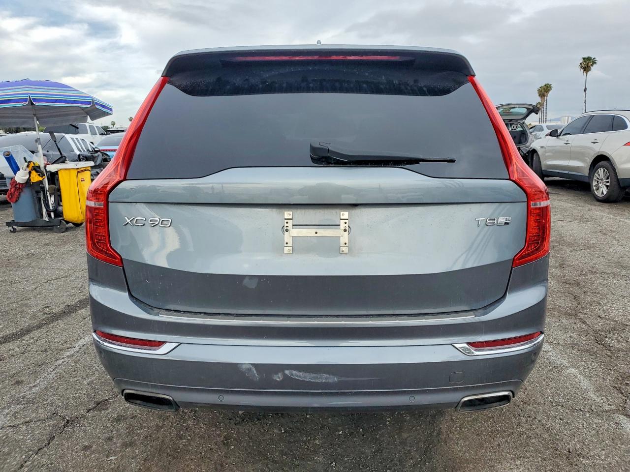 Volvo XC90 T8