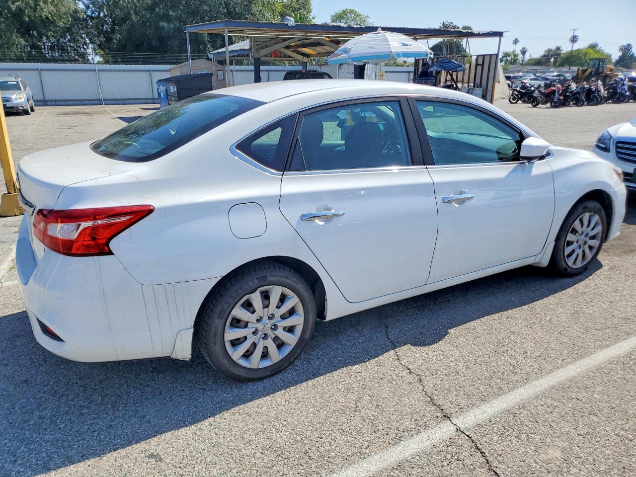 Nissan Sentra S