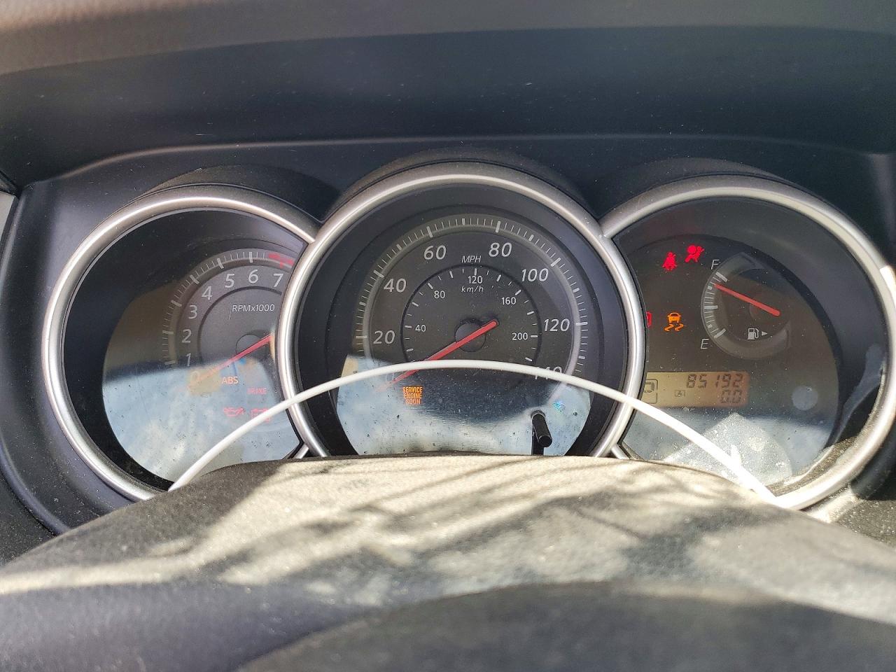 Nissan Versa 1.8 S