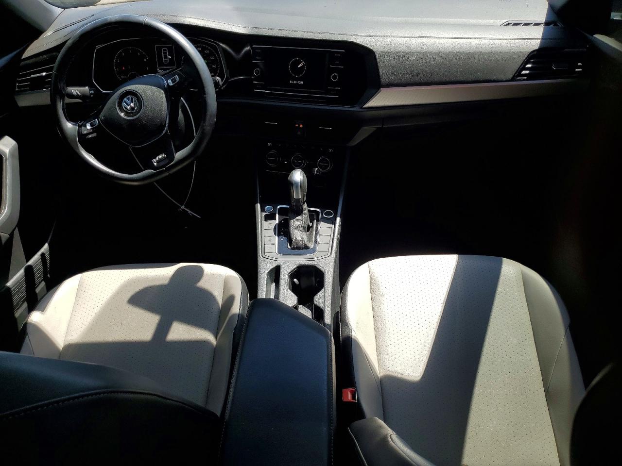 Volkswagen Jetta S
