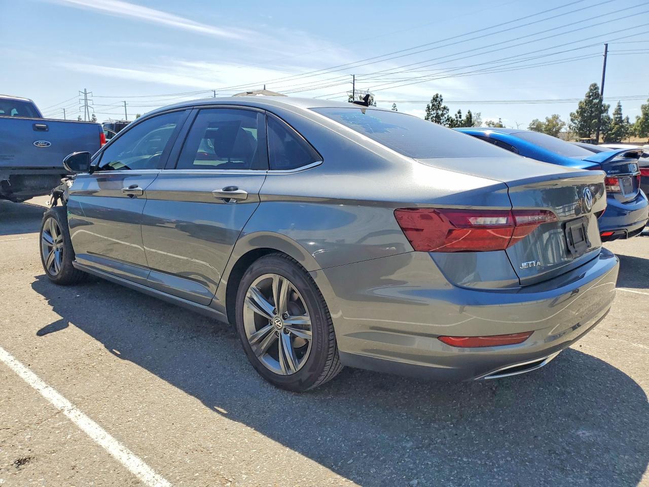 Volkswagen Jetta S