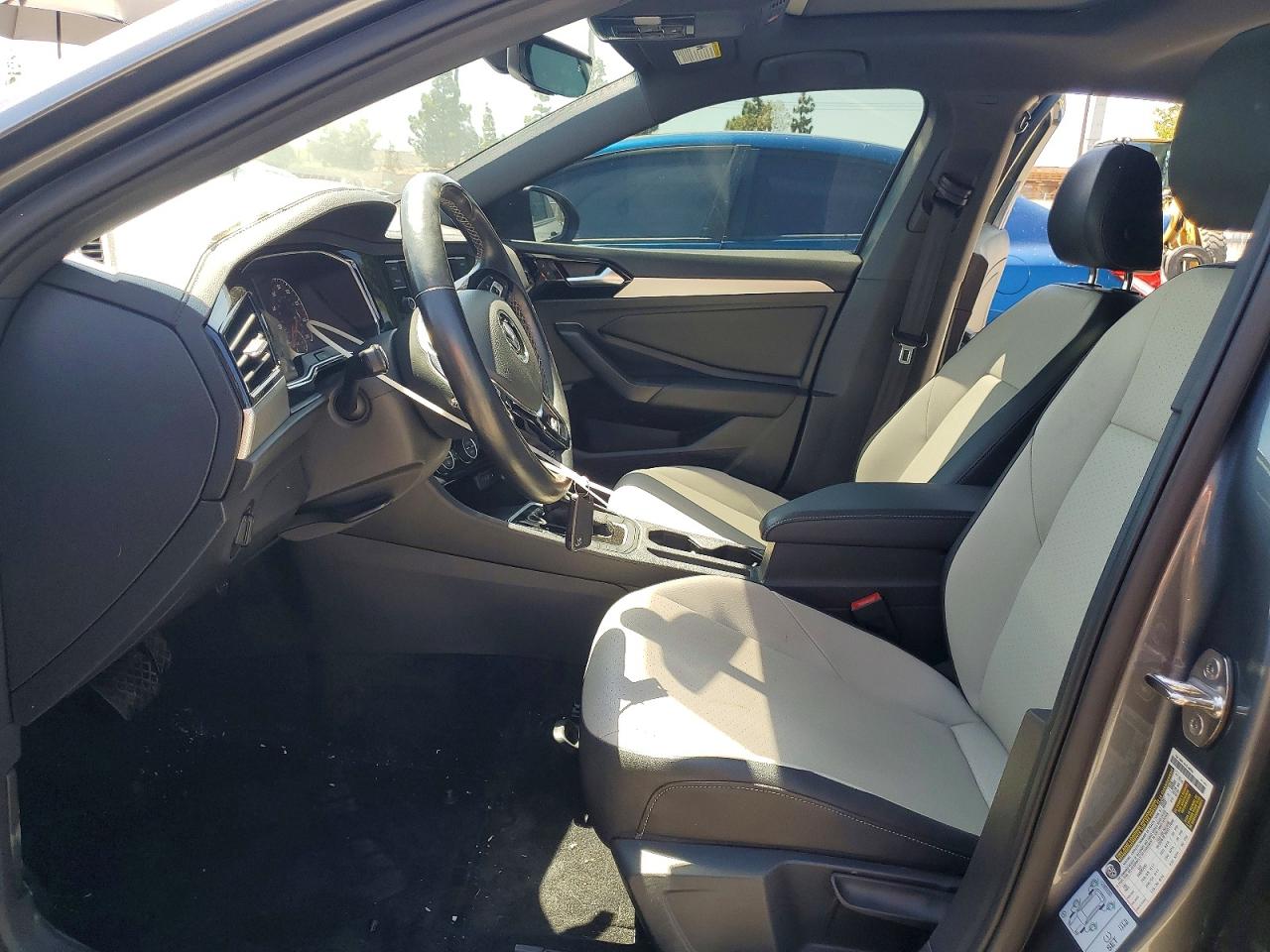 Volkswagen Jetta S
