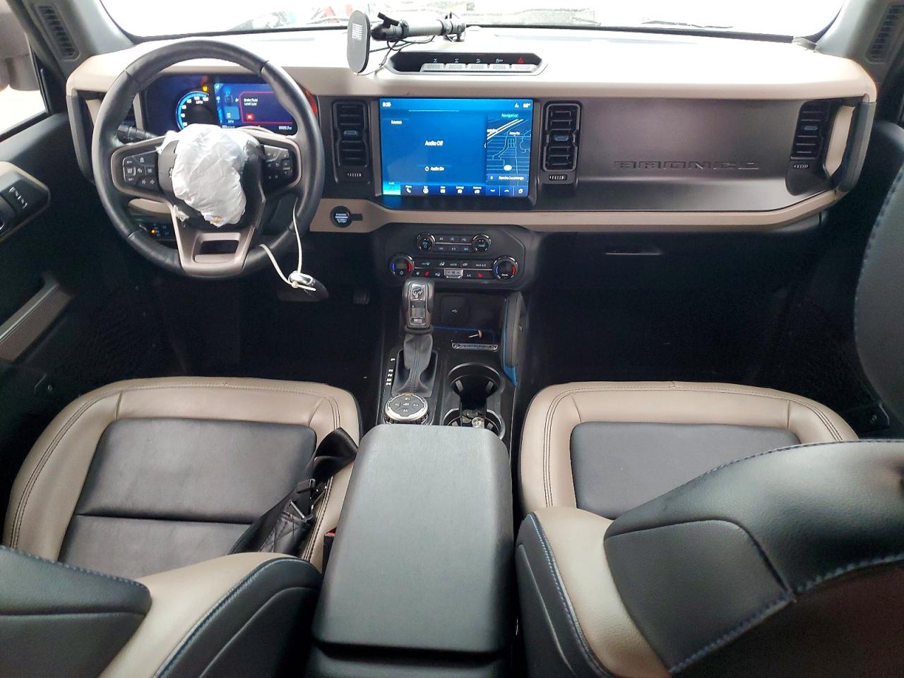 Ford Bronco Base