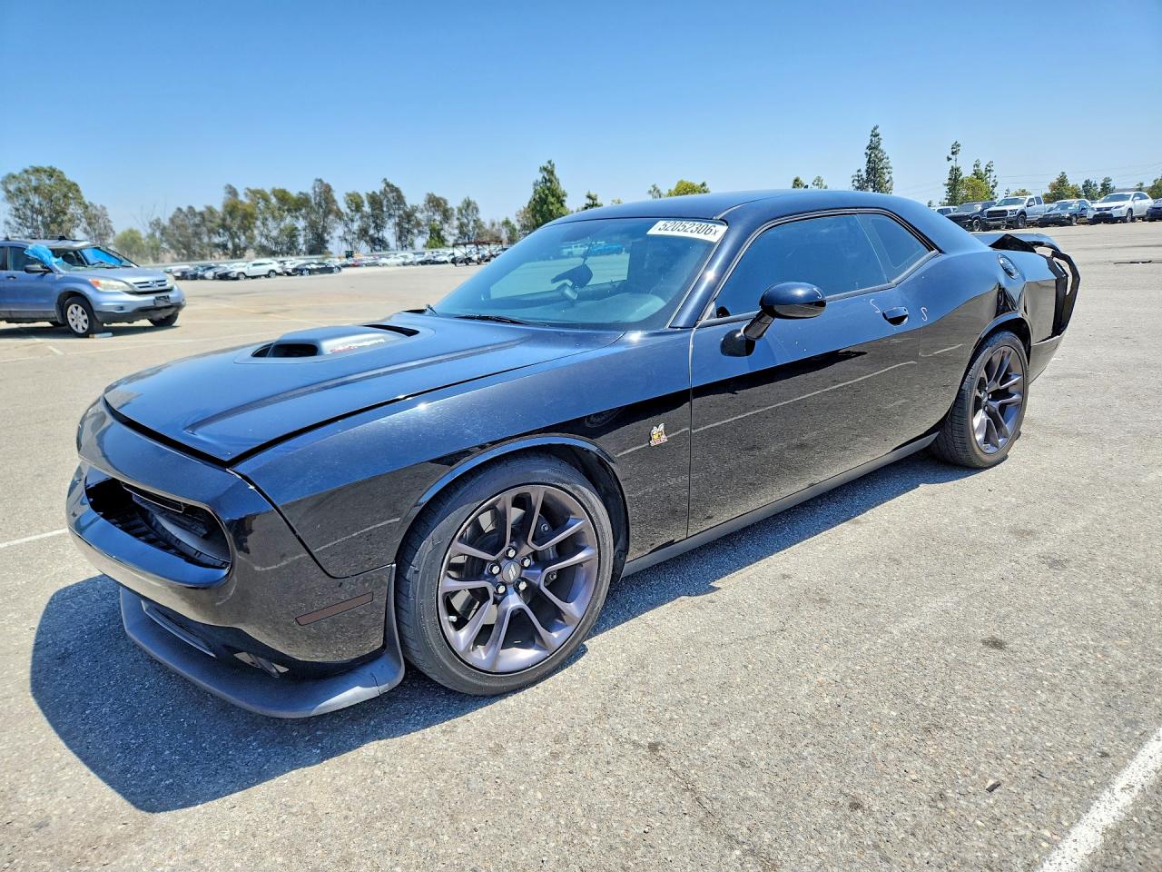Salvage Dodge Challenger Image