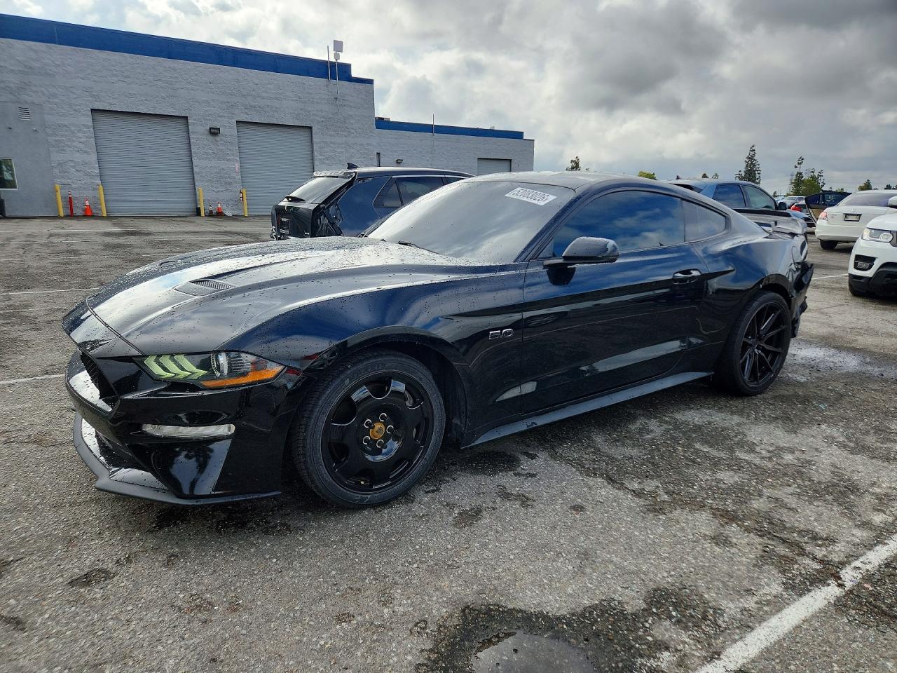 Salvage Ford Mustang Image