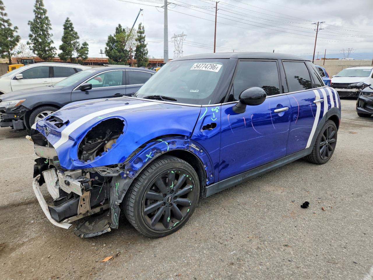 Salvage MINI Cooper Image