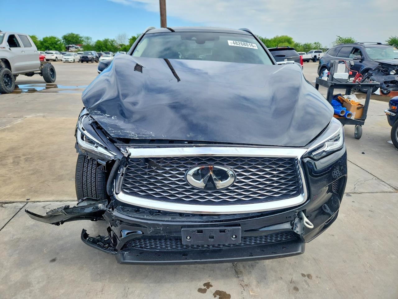 INFINITI Qx Luxe