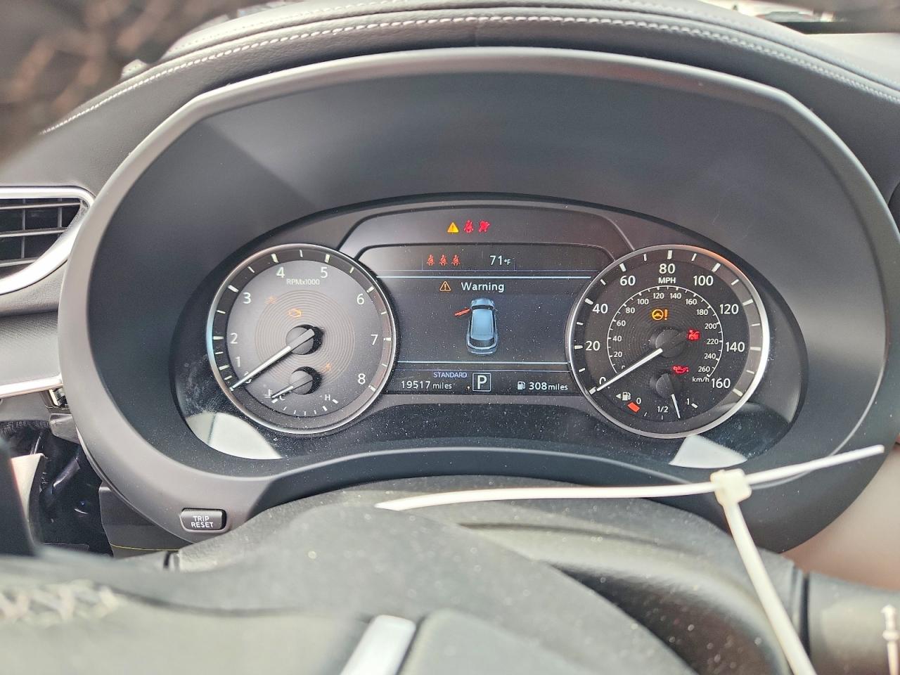INFINITI Qx Luxe
