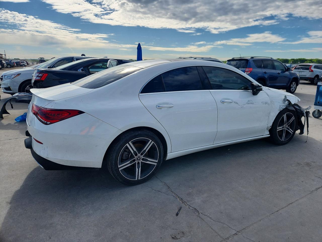 Mercedes-Benz Cla-class 250