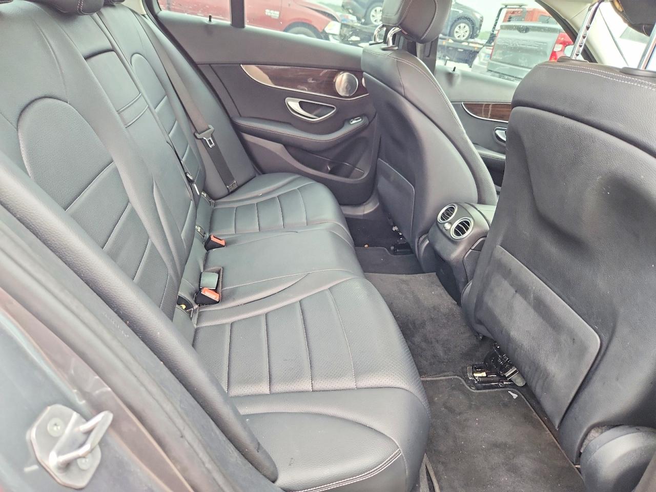 Mercedes-Benz C-Class 300