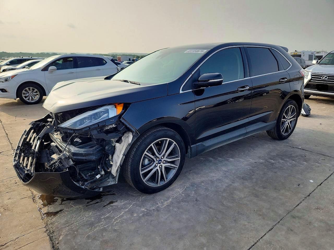 Salvage Ford Edge Image