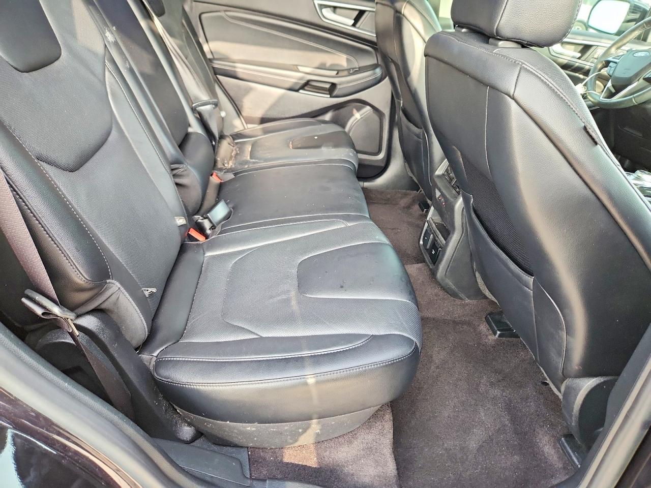 Ford Edge Titanium