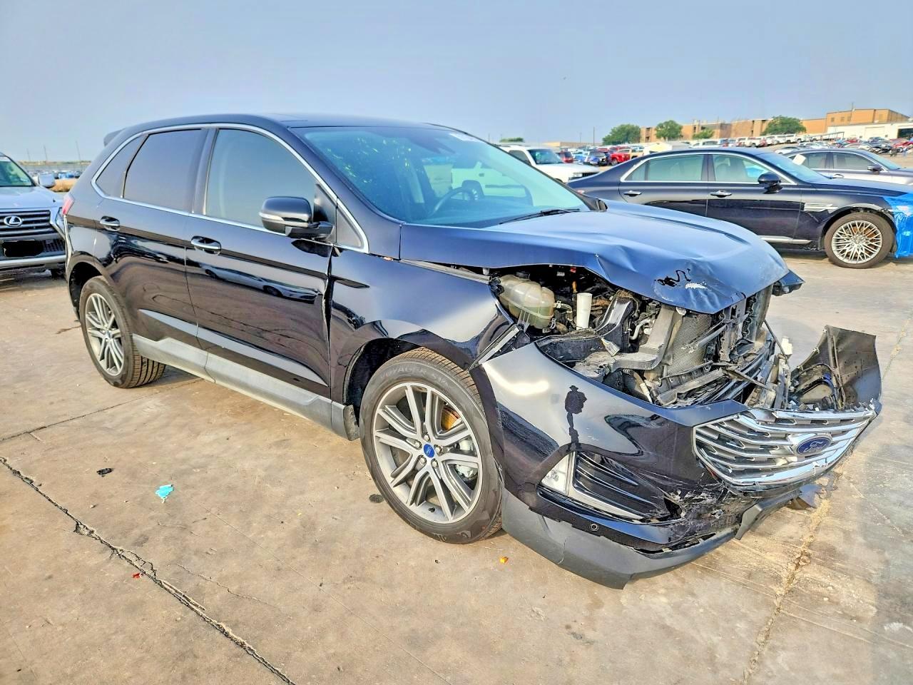 Ford Edge Titanium
