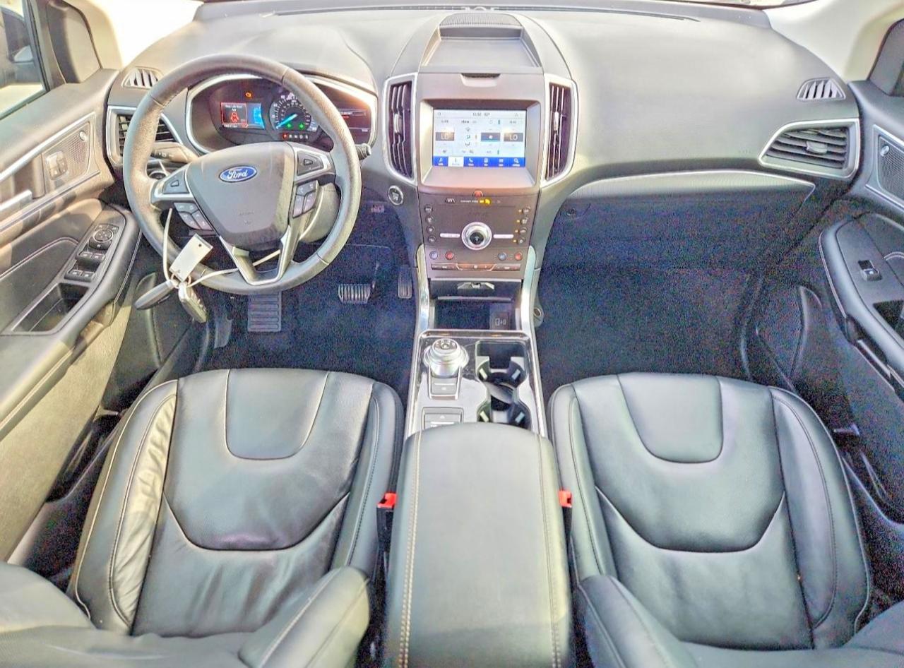Ford Edge Titanium