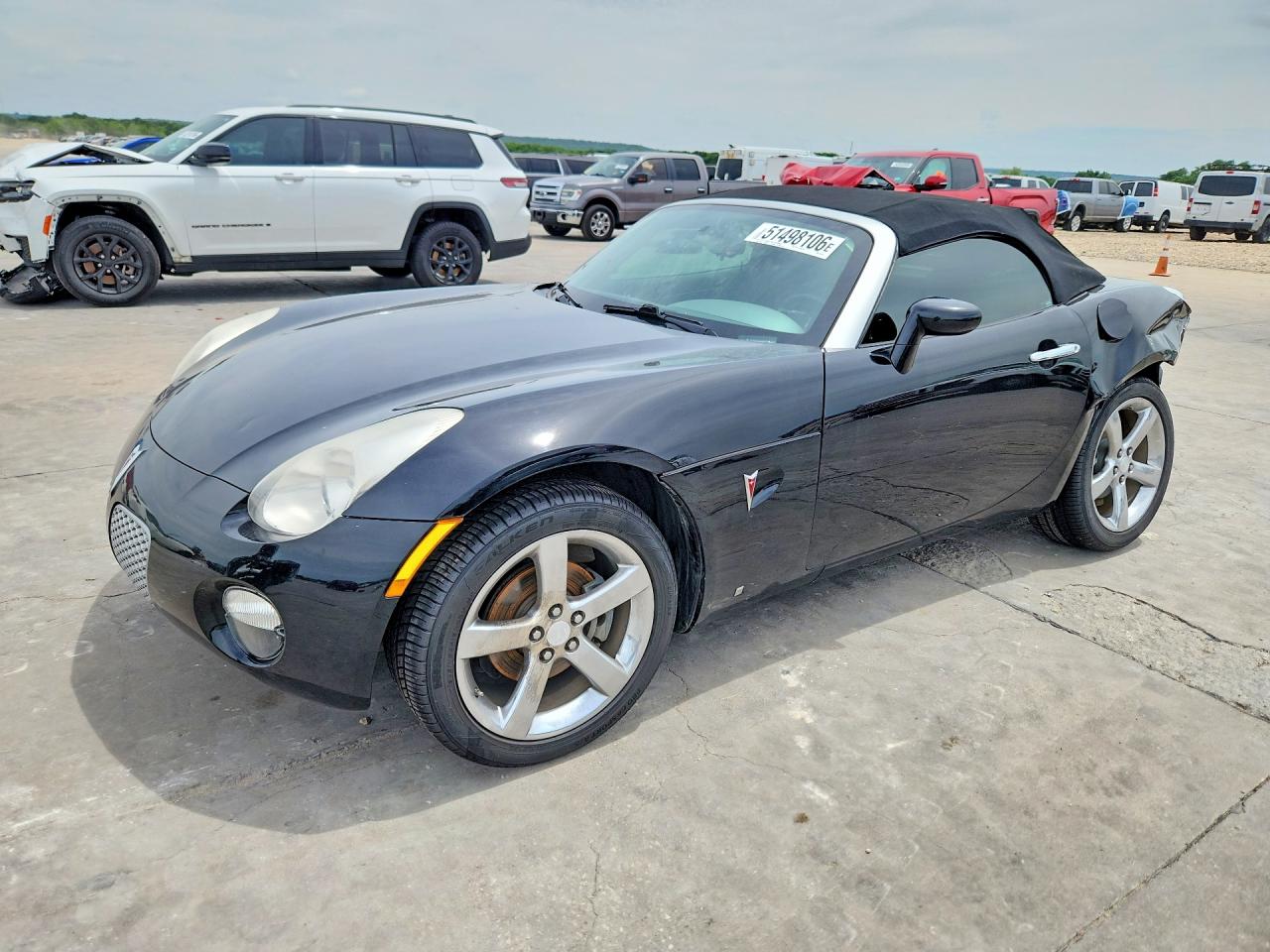Salvage Pontiac Solstice Image