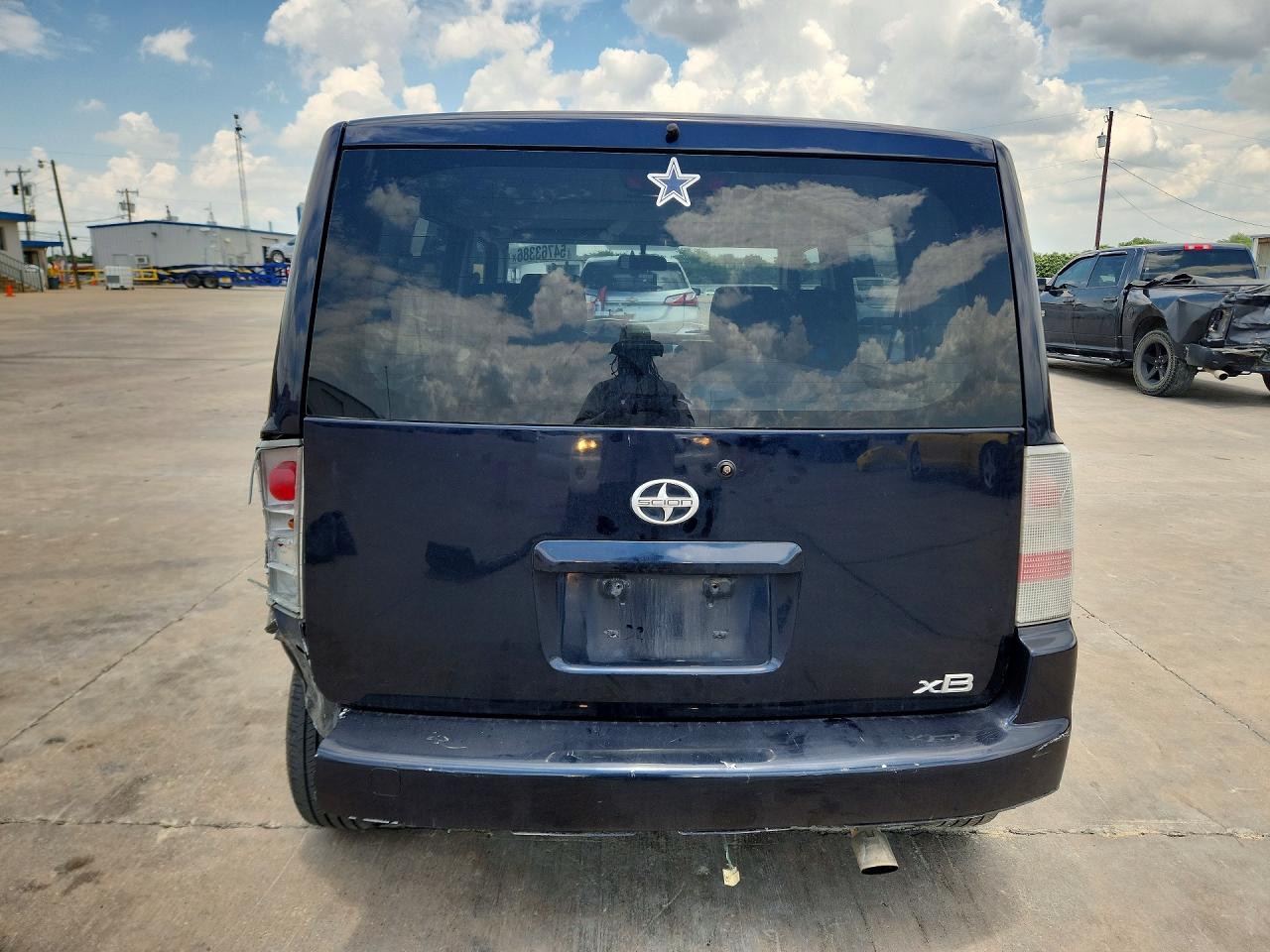 Toyota Scion Xb