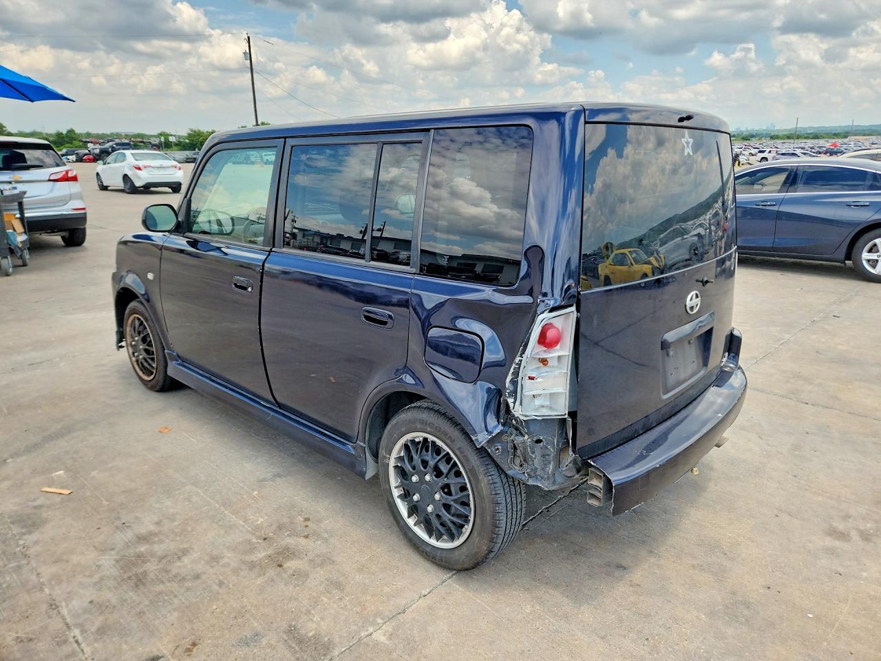 Toyota Scion Xb