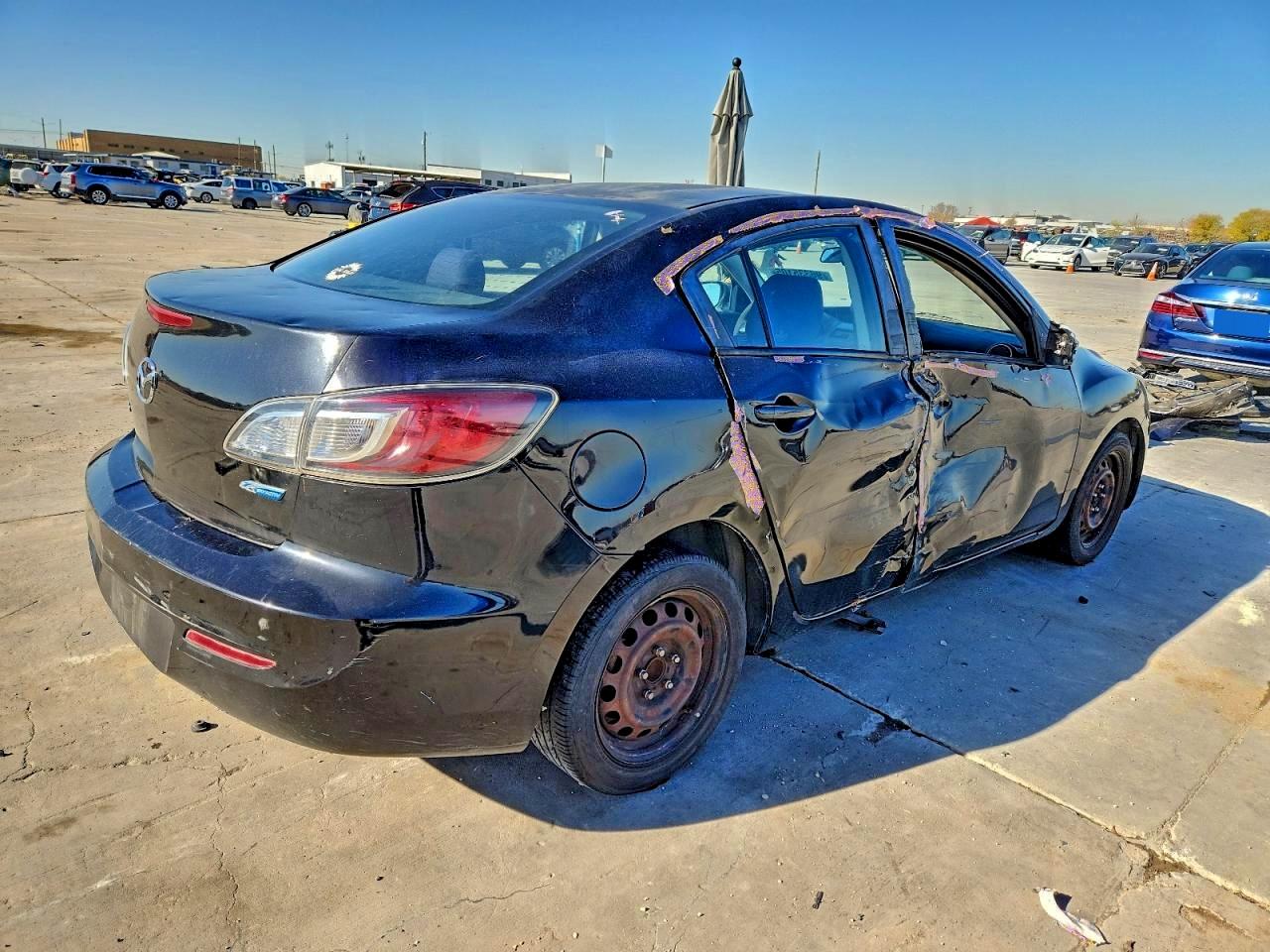 Mazda 3 I