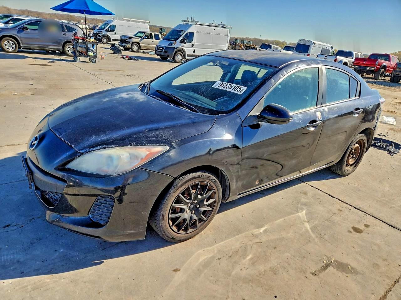 Salvage Mazda 3 Image