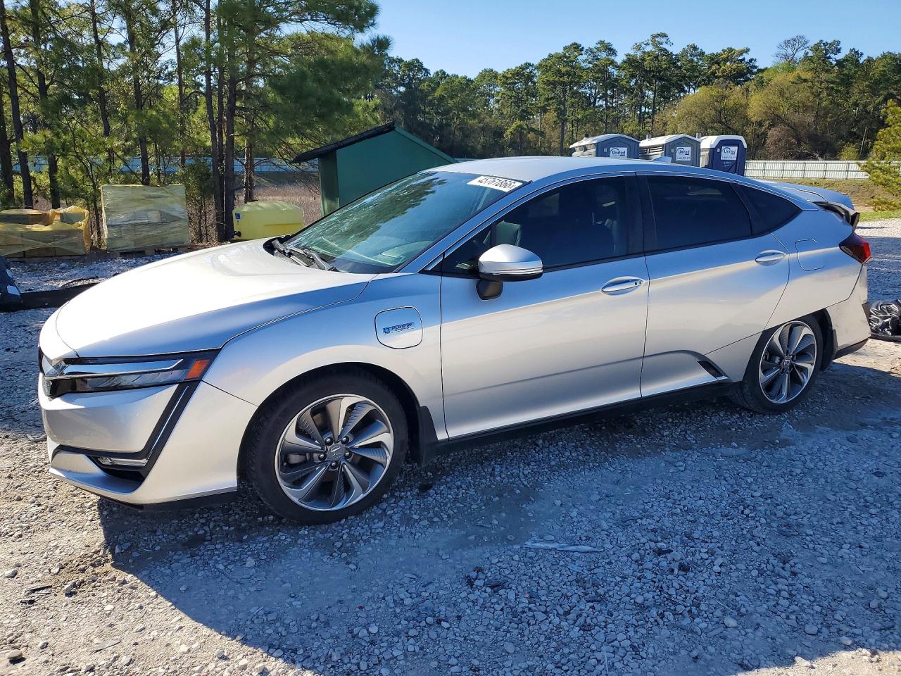 Salvage Honda Clarity Image
