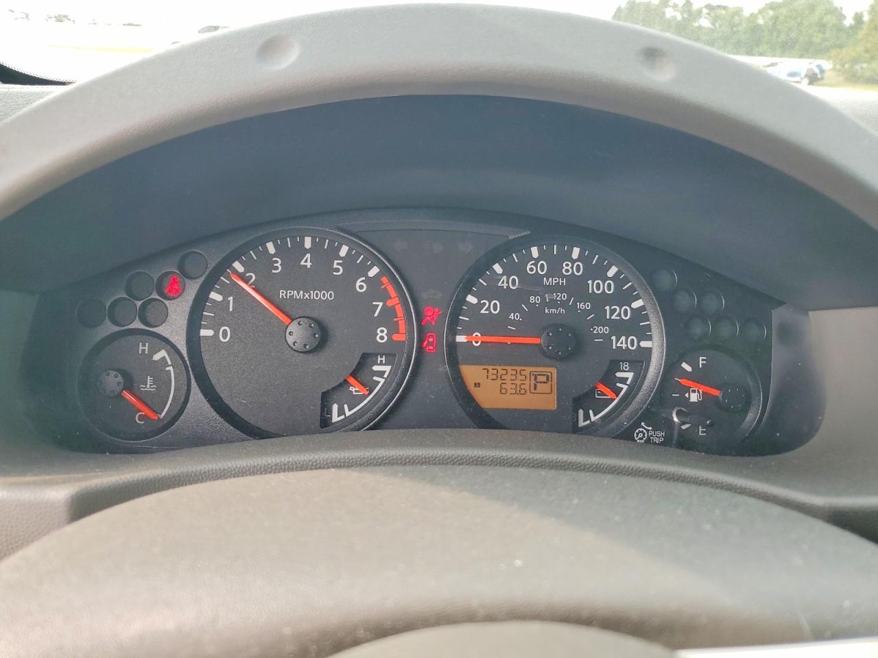 Nissan Frontier Sv