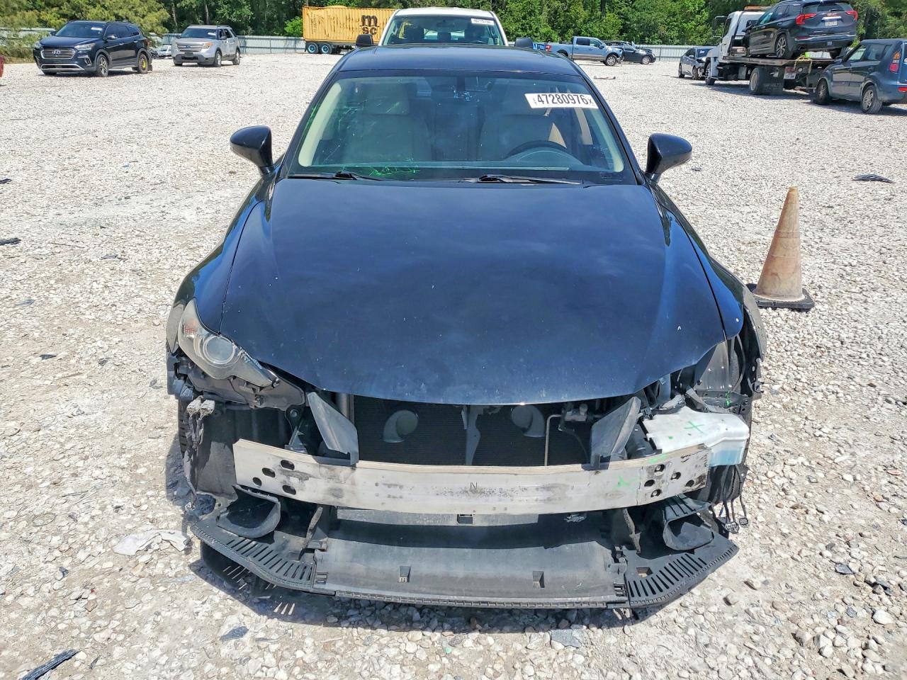 Lexus Is Base