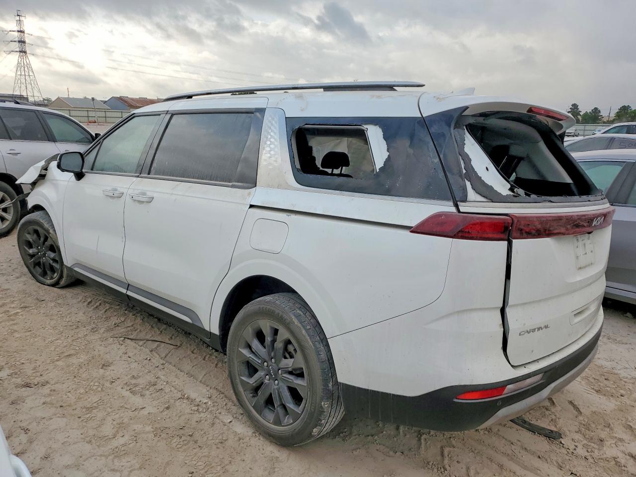 Kia Carnival Sx